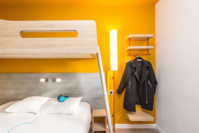 Triple Room, Multiple Beds