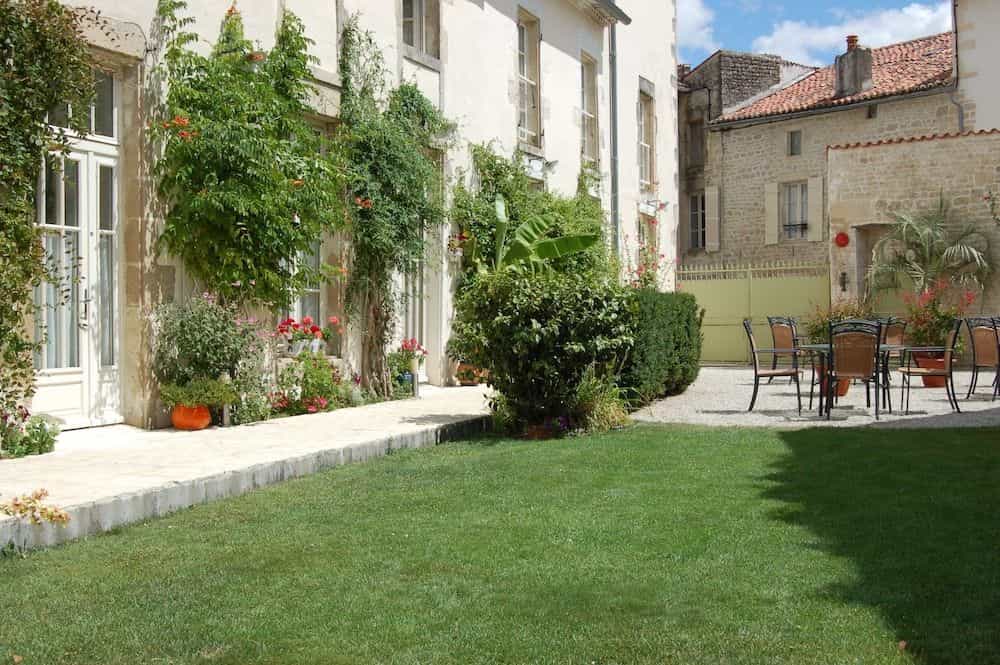 Hotel du Donjon
