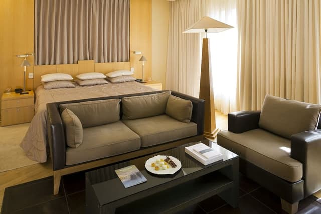 Suite, Jetted Tub, Garden View (Prestige)