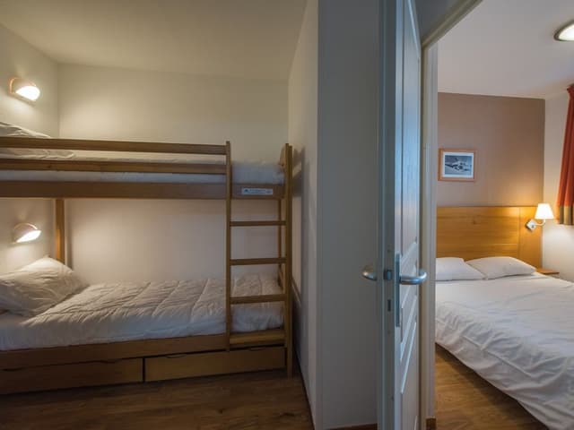 1-bedroom apartment with sleeping area for 6 people - mountain view