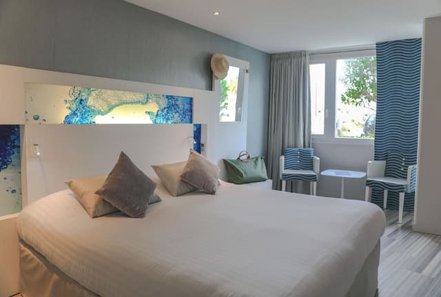 Classic Double Room (Twin upon request)