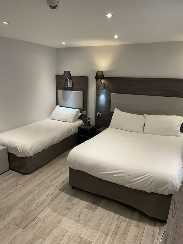 Triple Room