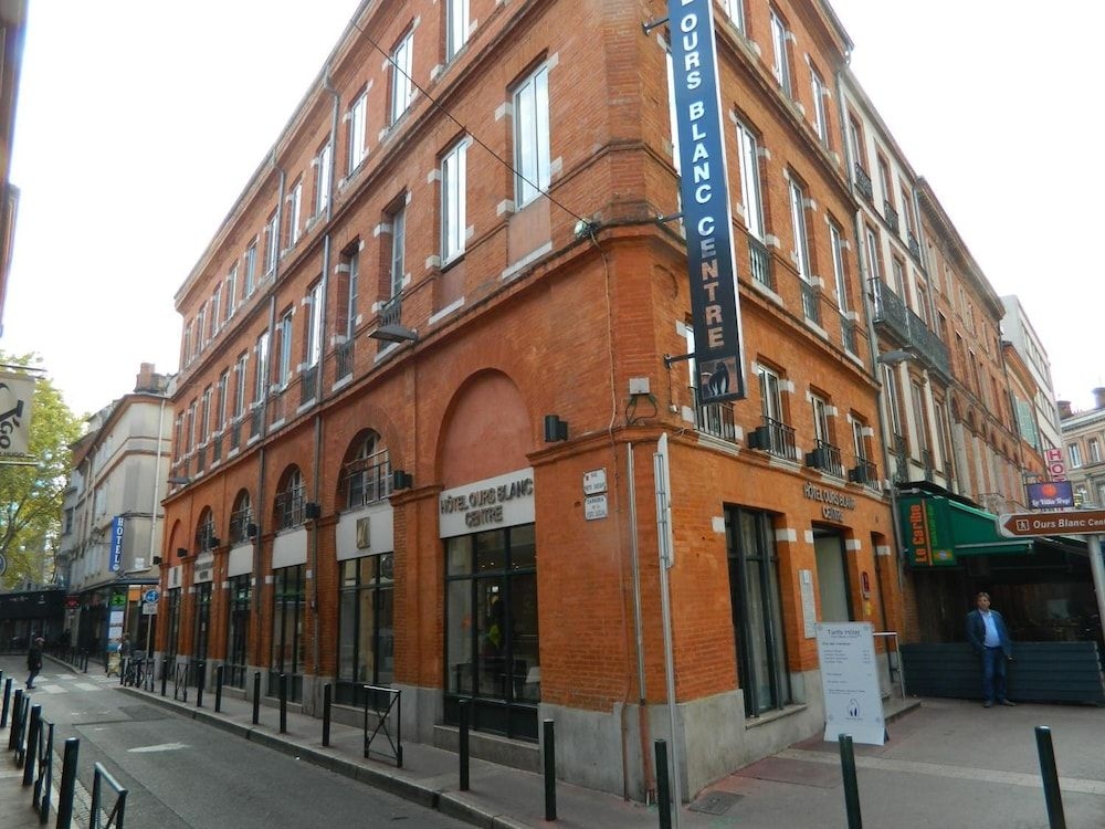 OURS BLANC CENTRE1