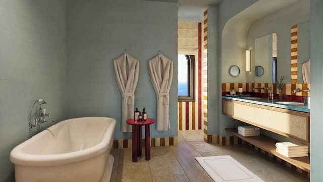 Delos Harbour Suite