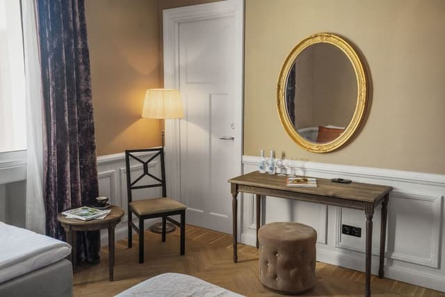 Twin Room, 2 Twin Beds