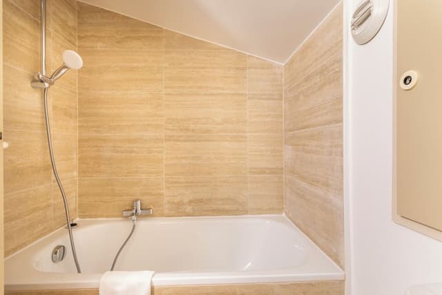 House 8 people - 2 bedrooms + 1 sleeping alcove - Triplex - Terrace - Air conditioned Renovated