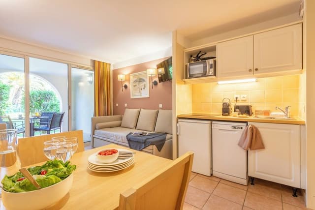 Studio 5 people - 1 sleeping alcove - Terrace - Ground floor - Air conditioned Renovated