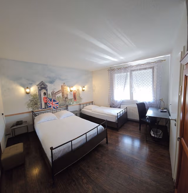 Comfort Triple Room