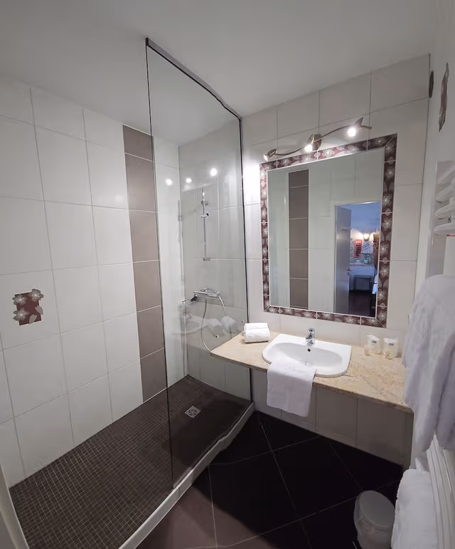 Comfort Triple Room