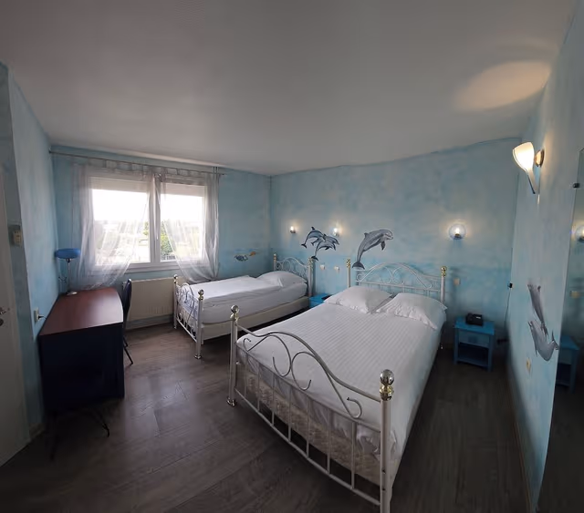 Comfort Triple Room