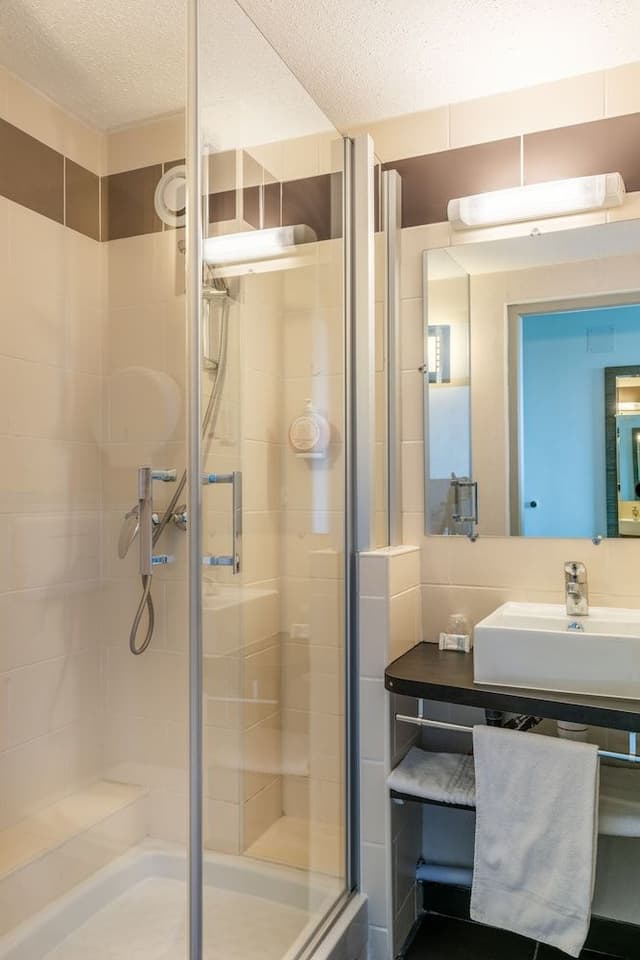 Classic Double Room, Private Bathroom