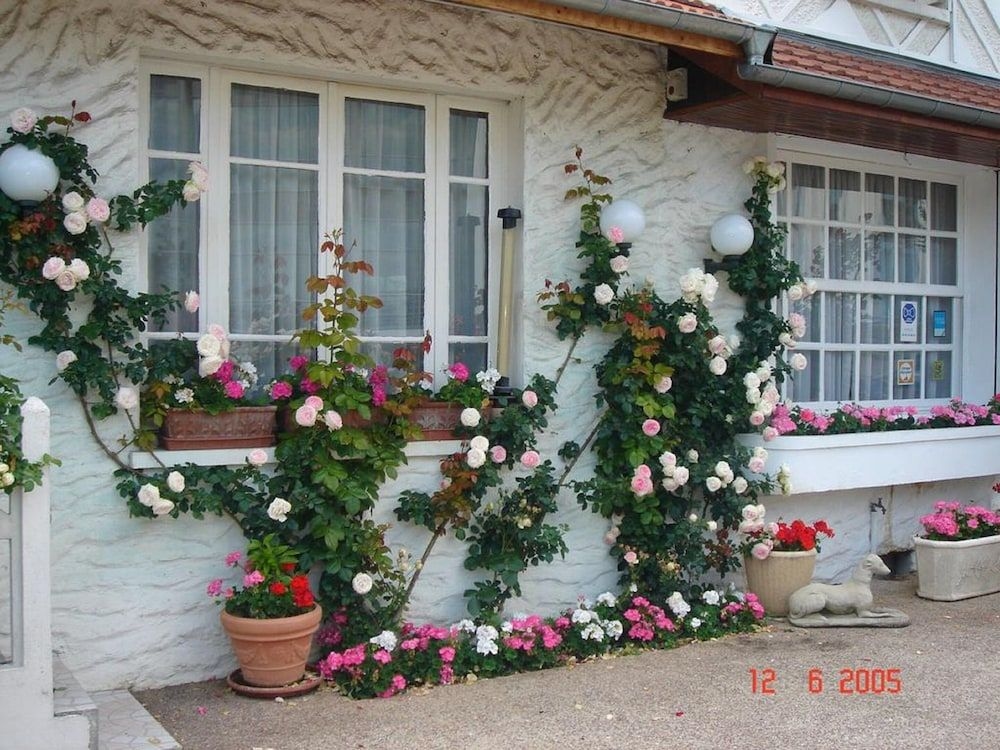 Hotel Restaurant Maison Blanche2
