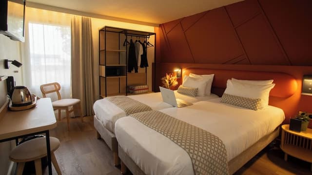 Classic Twin Room
