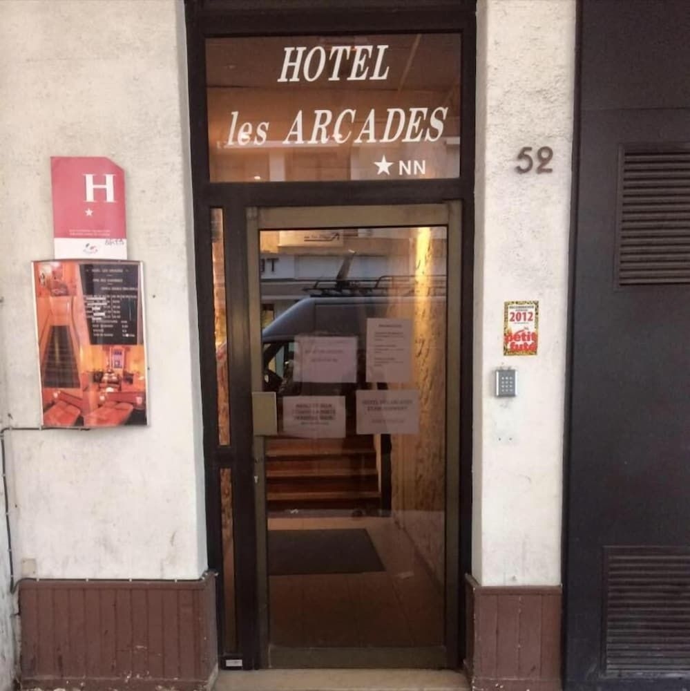 Hotel des Arcades3
