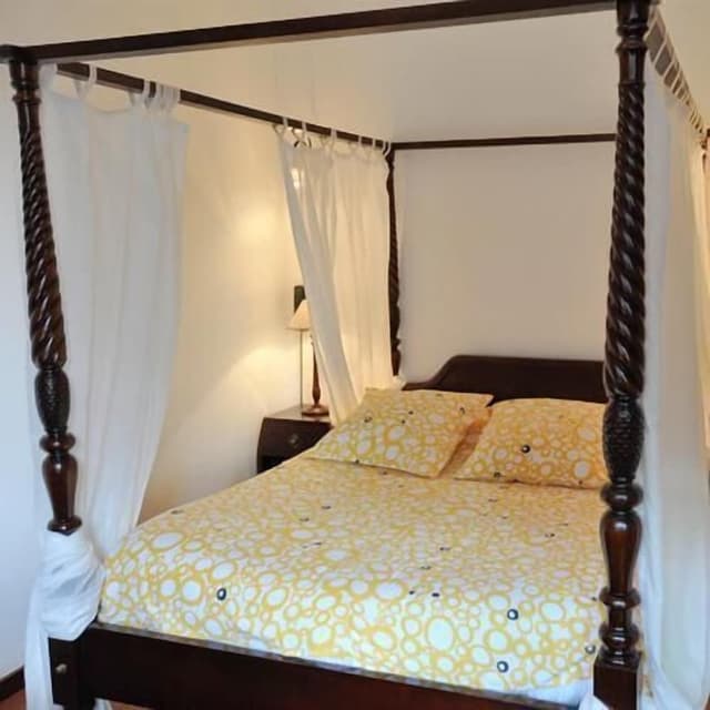 Double Room, Jetted Tub