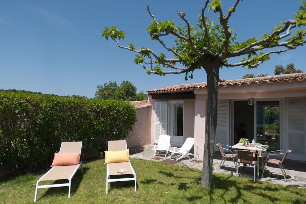 Residence Marina di Santa Giulia0