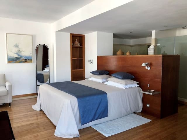 Lucury Suite (Annex Building Genovese, Harbour Side)