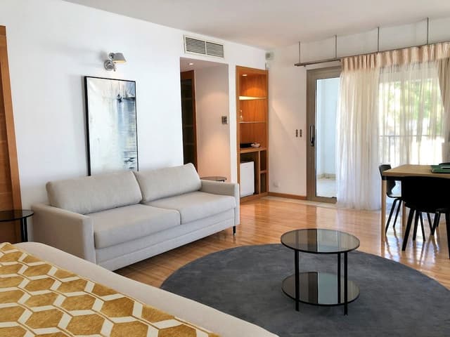 Lucury Suite (Annex Building Genovese, Harbour Side)