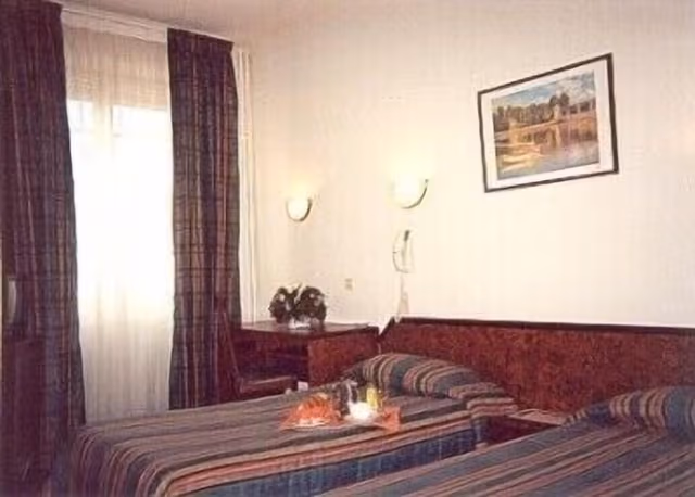 Comfort Triple Room
