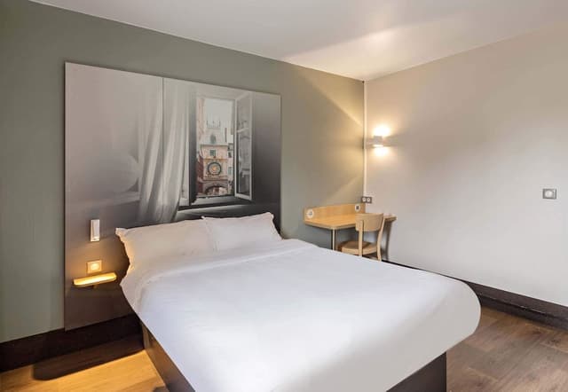 Double Non-Smoking Room