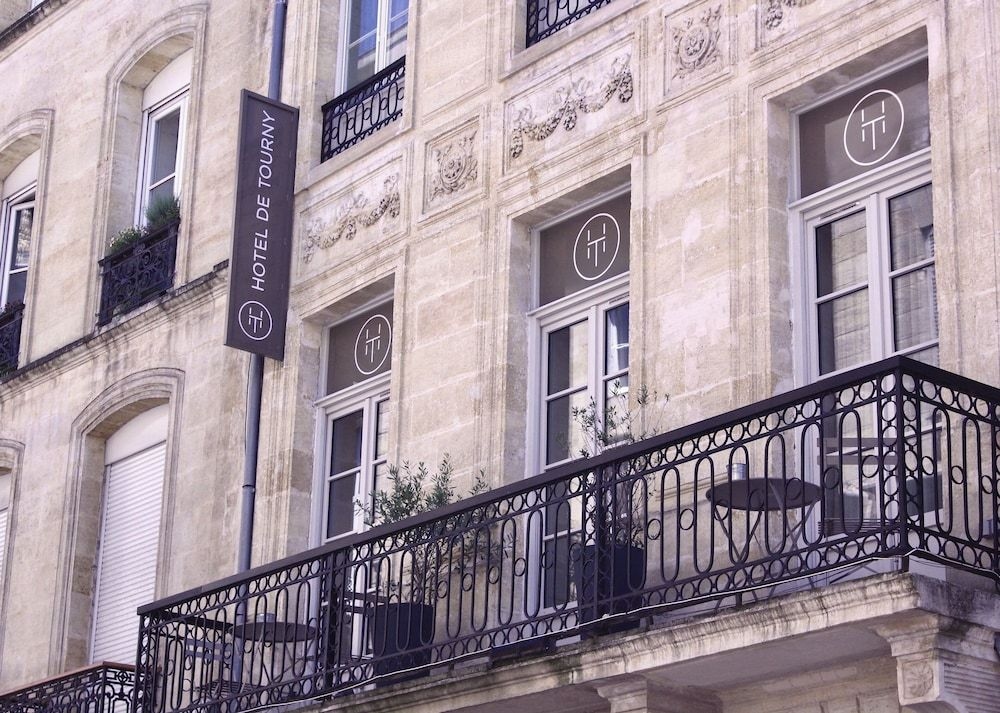 HOTEL DE TOURNY1