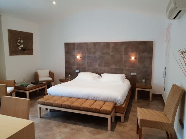 Executive Double Room, 1 Double Bed, Jetted Tub, Partial Sea View