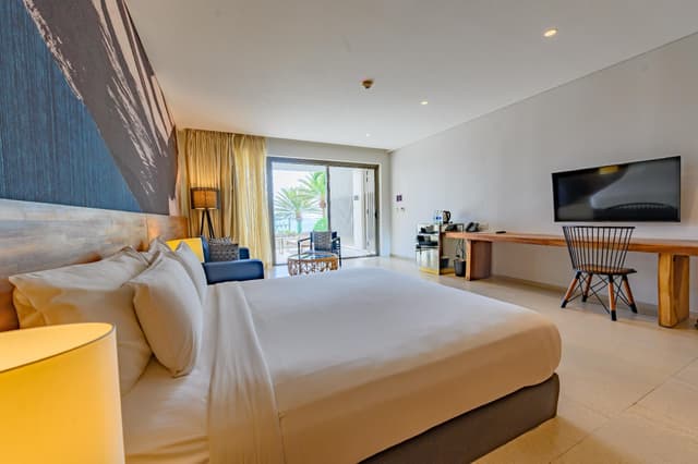 Love Garden View Room