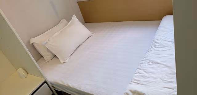 Deluxe Double Room, 1 Queen Bed, Private Bathroom, City View