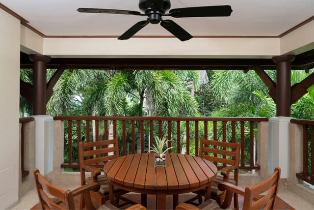 2 Bedroom Apartment, Bedroom 1: 1 King, Bedroom 2: 2 Double, Sofa bed, Garden view, Balcony