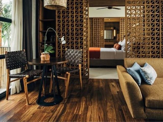 Suite, 1 King Bed (Canopy)
