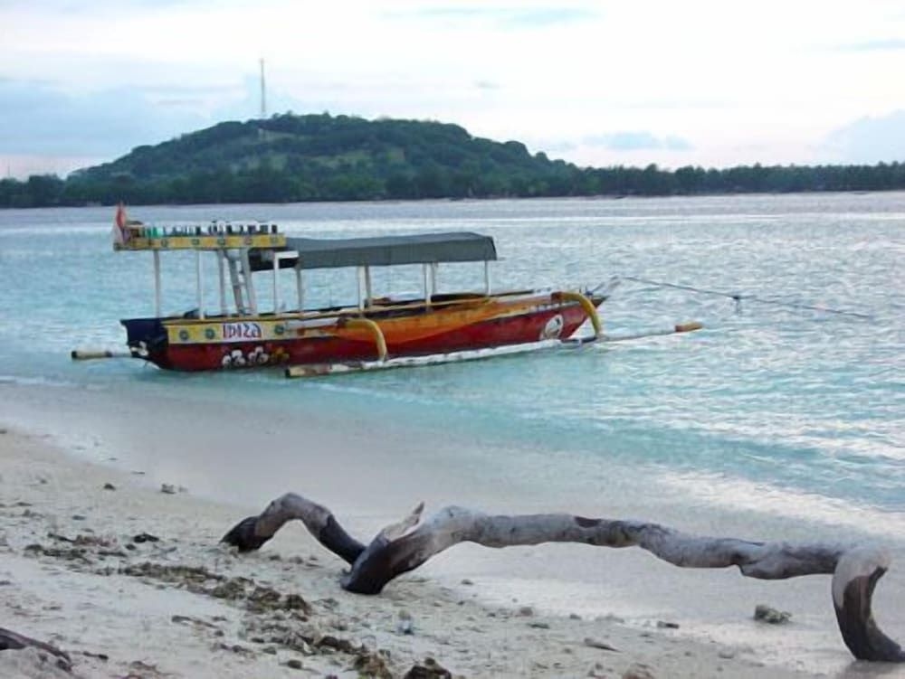 Gili T Resort1