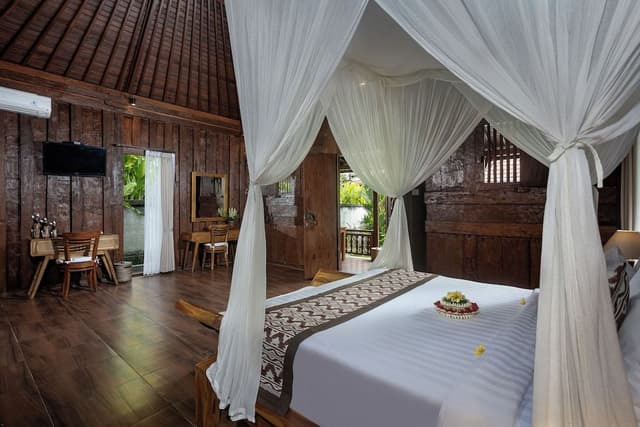 Joglo One Bedroom Villa