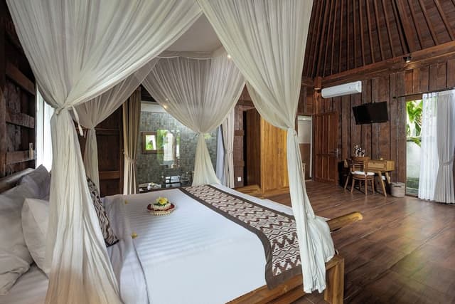 Joglo One Bedroom Villa