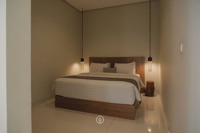 5 bedrooms villa pool