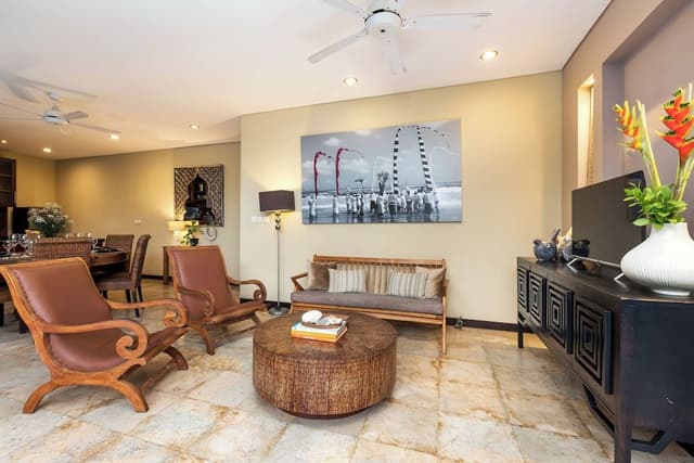 3 Bedroom Private Pool Villa Tomok