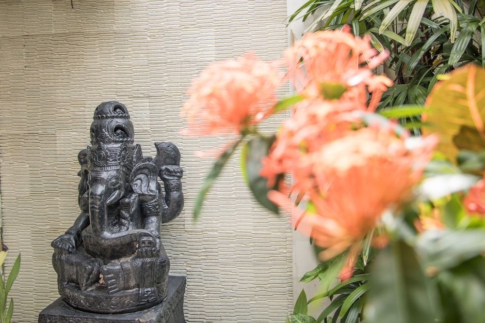 Villa Seriska Seminyak Bali3
