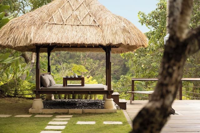 3 Bedroom Cliff View Pool Villa (Grasshopper)