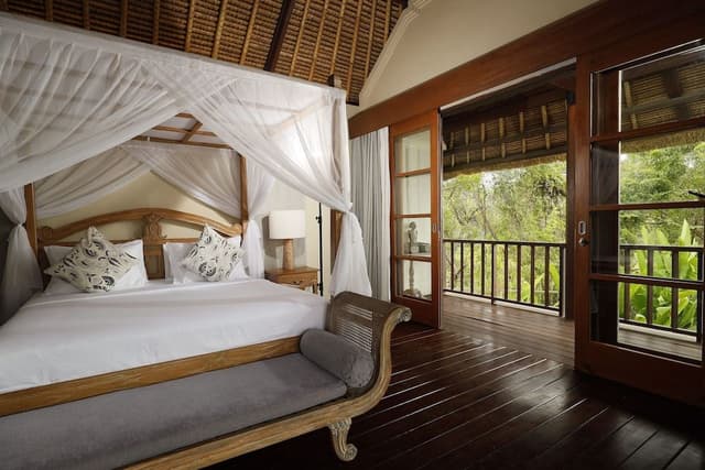 3 Bedroom Cliff View Pool Villa (Grasshopper)