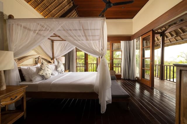 3 Bedroom Cliff View Pool Villa (Grasshopper)