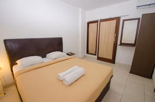 Standard Double Bed