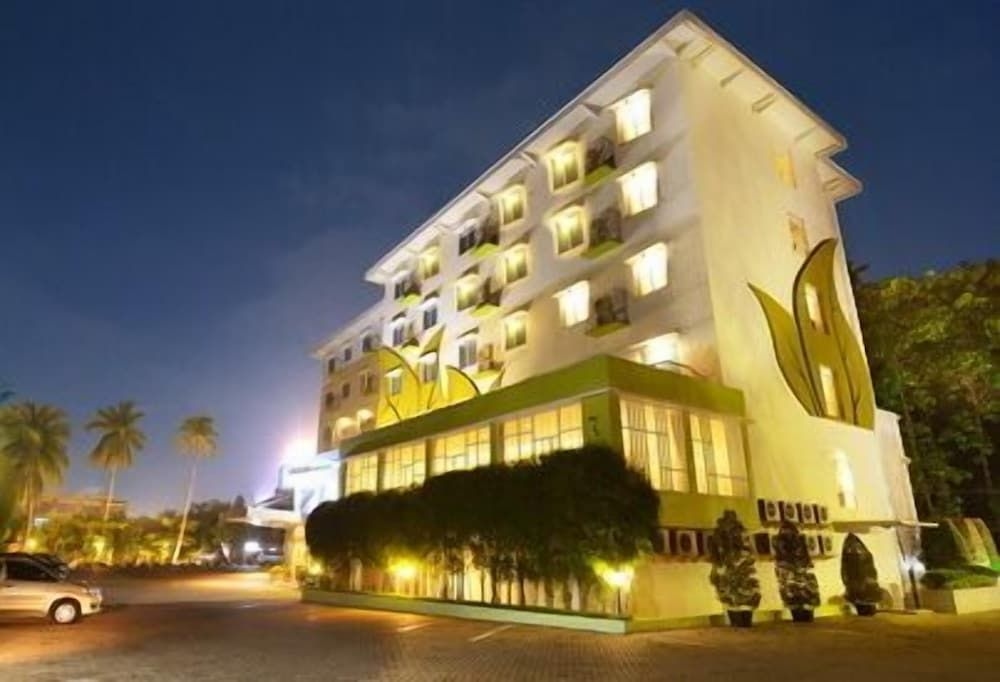 โรงแรมอังคาซา การ์เดน เปกันบารู (Angkasa Garden Hotel)0