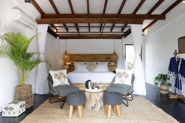 Hill View Room