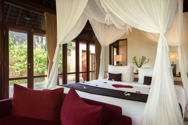 Villa, Garden View