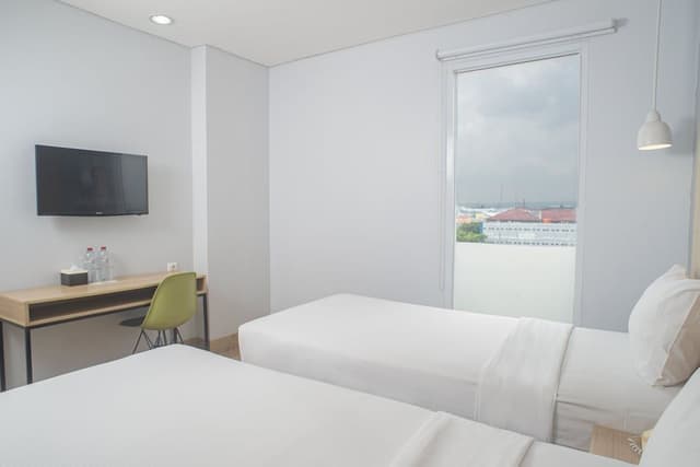 Superior Twin Room, 2 Twin Beds, Non Smoking, City View