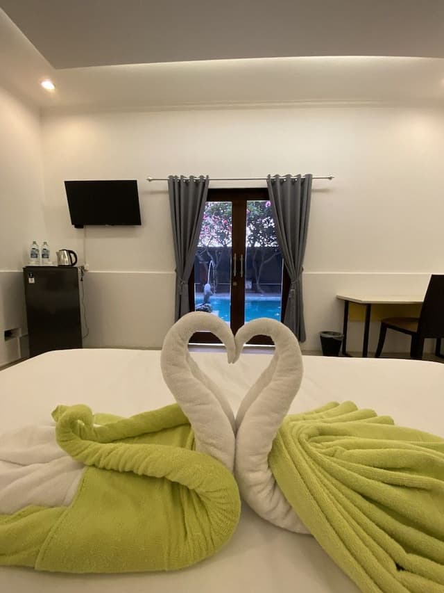 Family Double Room, 2 Bedrooms, Smoking, Pool View