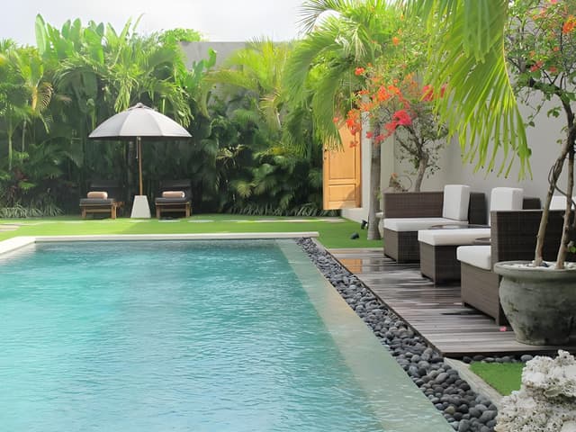 8 Bedroom Villa