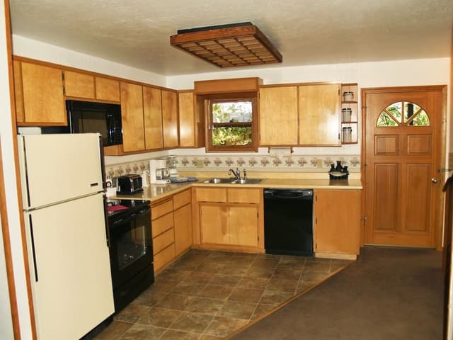 Room, 2 Bedrooms