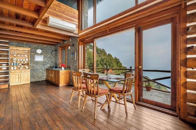 "Deluxe Villa - Bothwell Bank Cottage