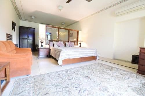 Standard Suite