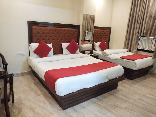 Triple Room